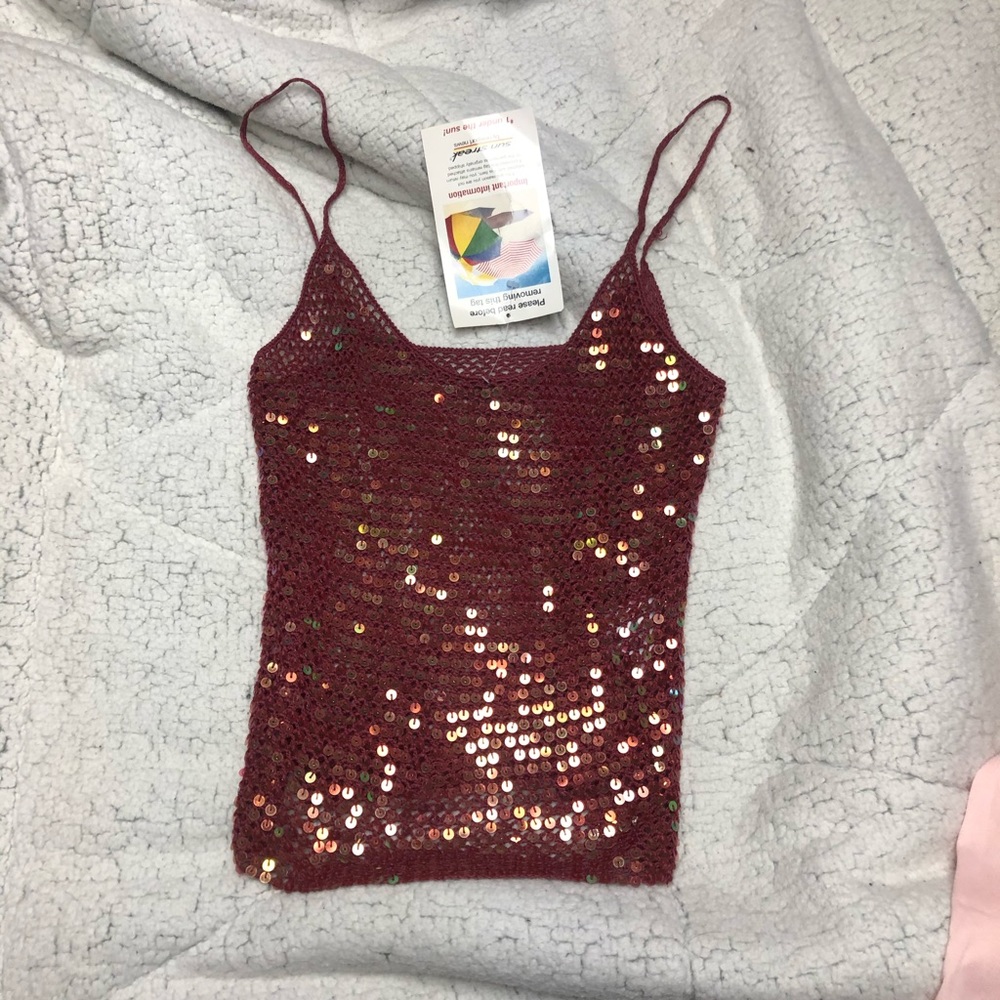 Sequin tank